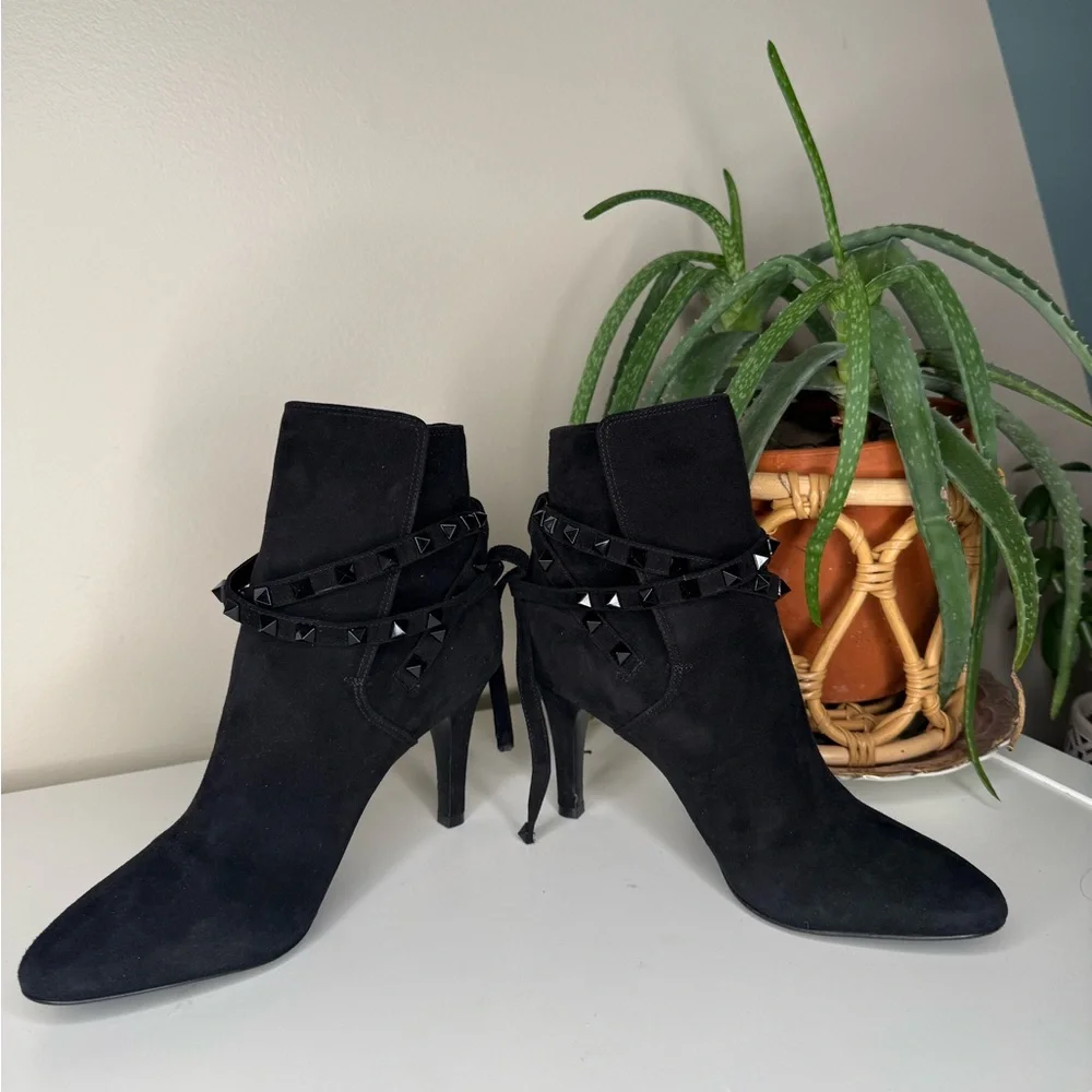 Valentino Garavani Rockstud Suede Ankle Boots Wrap Stud Heel Booties 37 - Picture 9 of 11